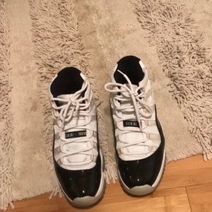Air Jordan Retro 11 Concord 2011